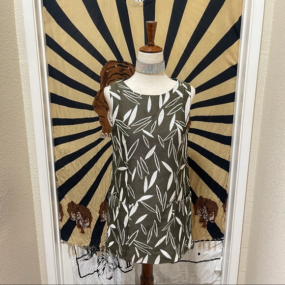 🌈 Beautiful nature art tunic top - Picture 2 of 11